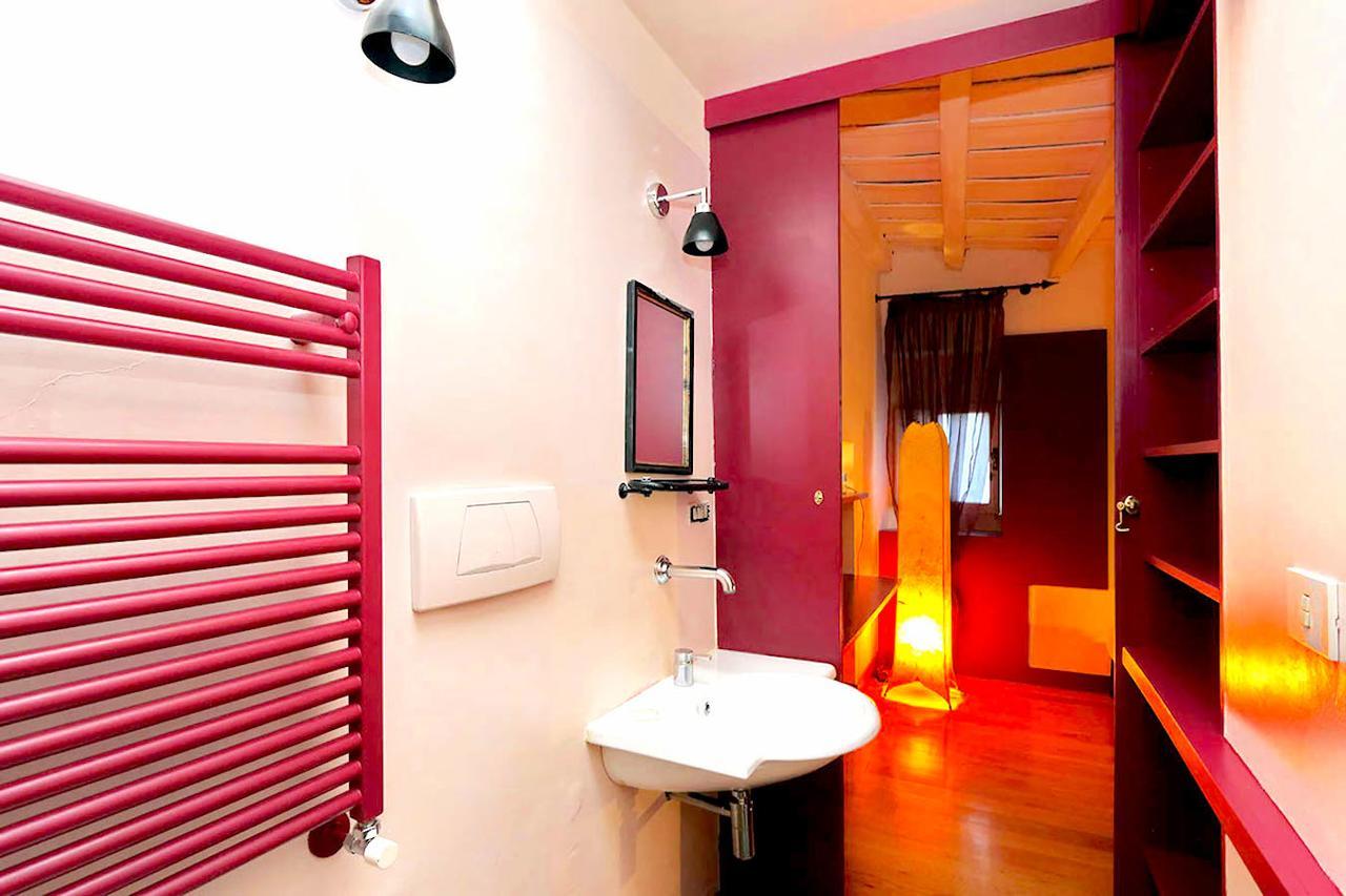 Delcinque 26 - Loft In Trastevere Rom